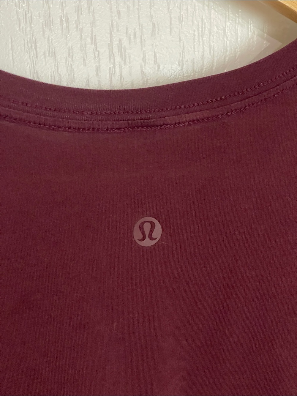 LULULEMON Roll Around Tee *Expression
Garnet 2019 W3DK7S $58 Pima Cotton SZ 8 - Picture 7 of 7